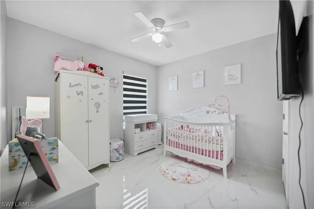 2749 NE 7th Place Cape Coral FL 33909
