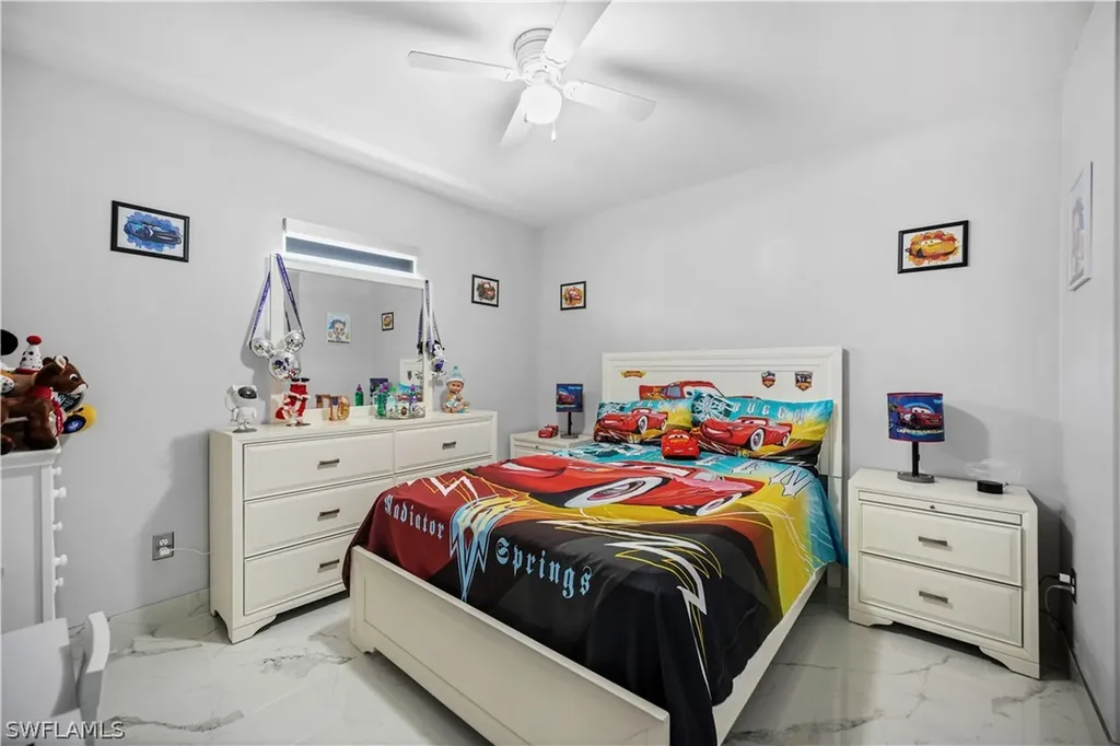2749 NE 7th Place Cape Coral FL 33909