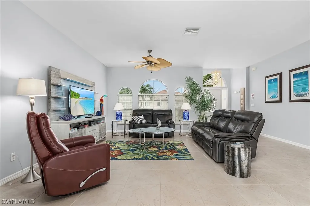 2814 SW 44th Terrace Cape Coral FL 33914