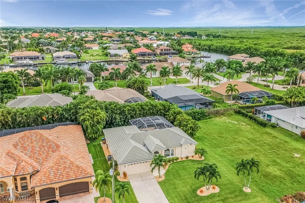 2814 SW 44th Terrace Cape Coral FL 33914