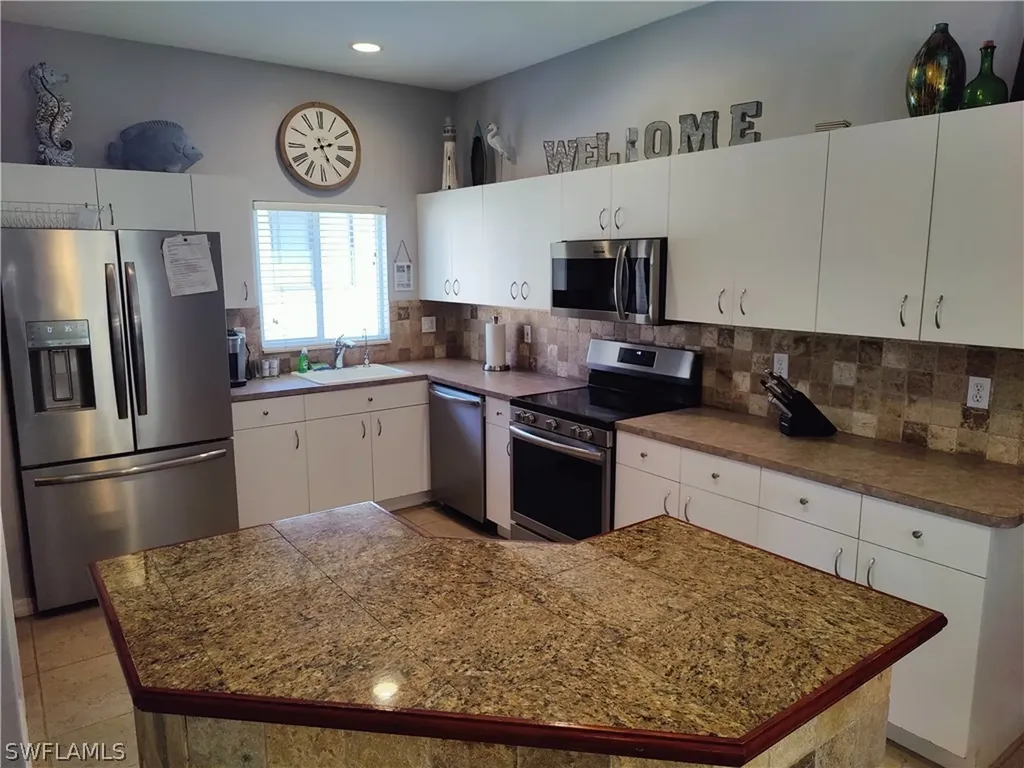 2814 SW 44th Terrace Cape Coral FL 33914