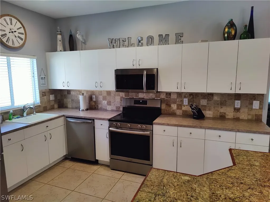 2814 SW 44th Terrace Cape Coral FL 33914