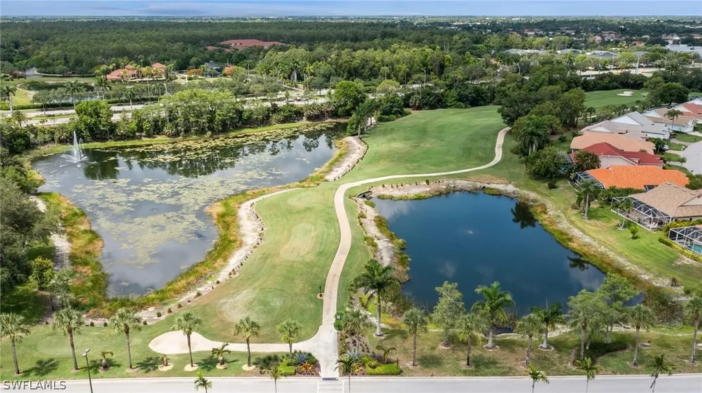 550 Saratoga Circle Naples FL 34104