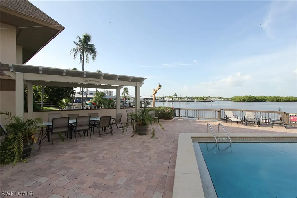 898 Buttonwood Drive Fort Myers Beach FL 33931