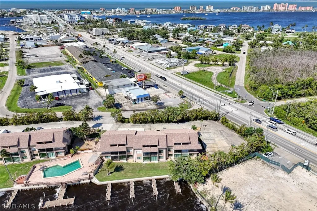 898 Buttonwood Drive Fort Myers Beach FL 33931