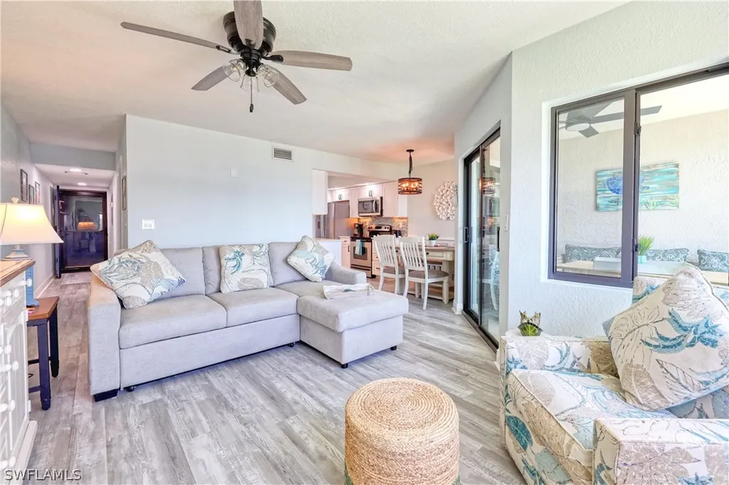 898 Buttonwood Drive Fort Myers Beach FL 33931