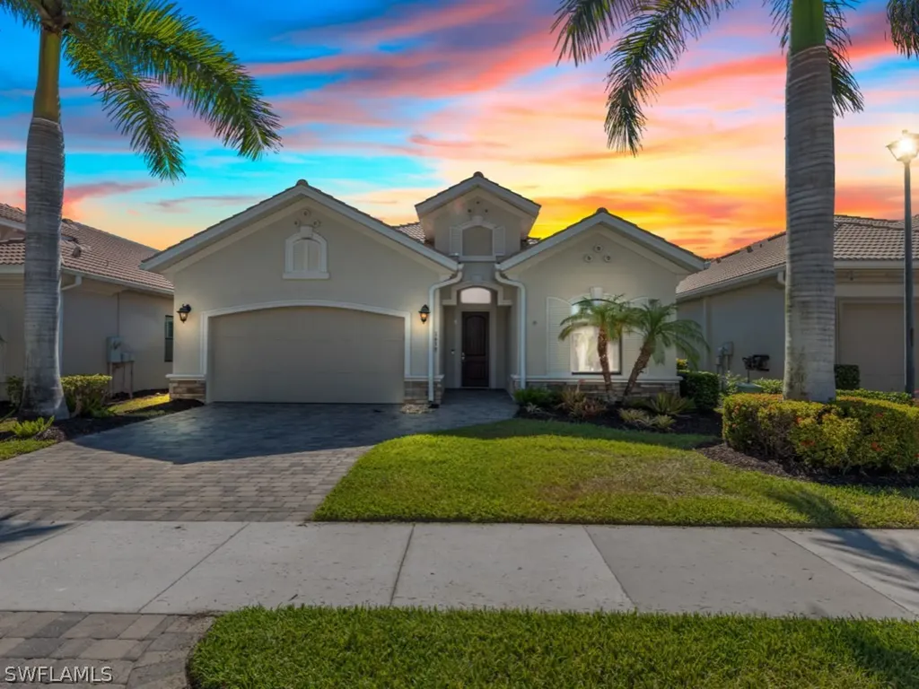 1638 Serrano Circle Naples FL 34105