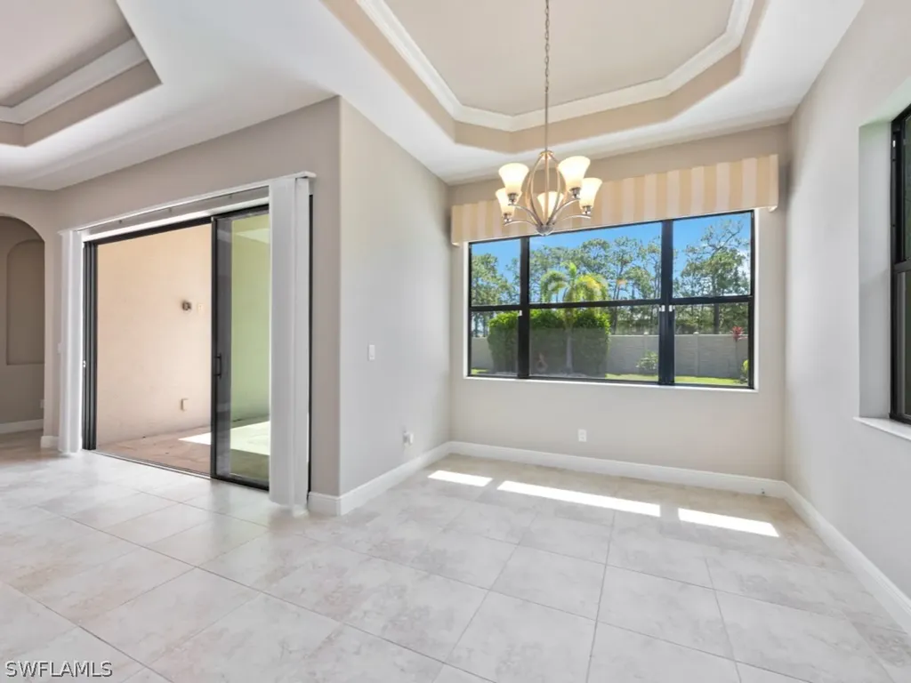 1638 Serrano Circle Naples FL 34105