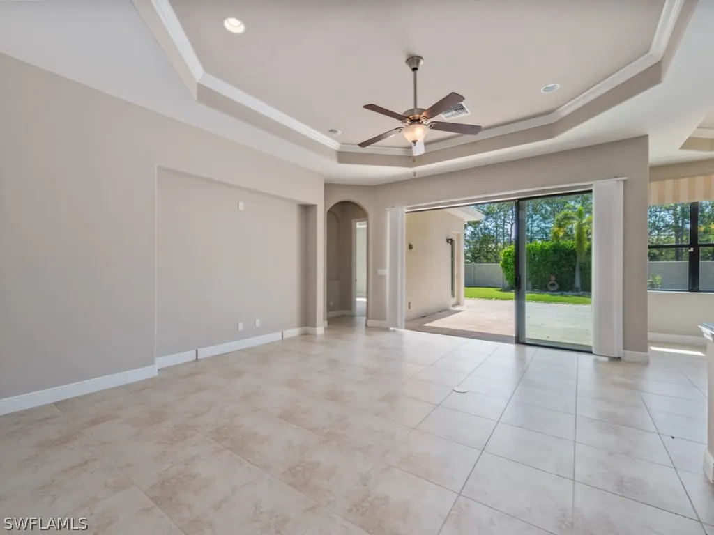1638 Serrano Circle Naples FL 34105