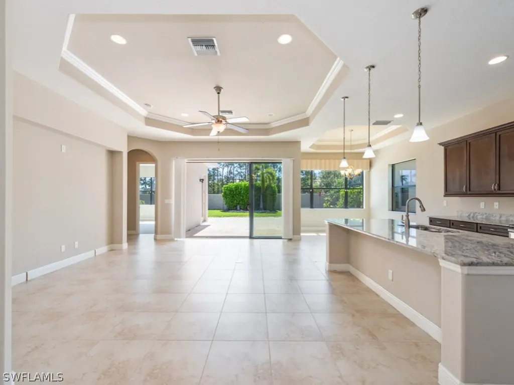 1638 Serrano Circle Naples FL 34105