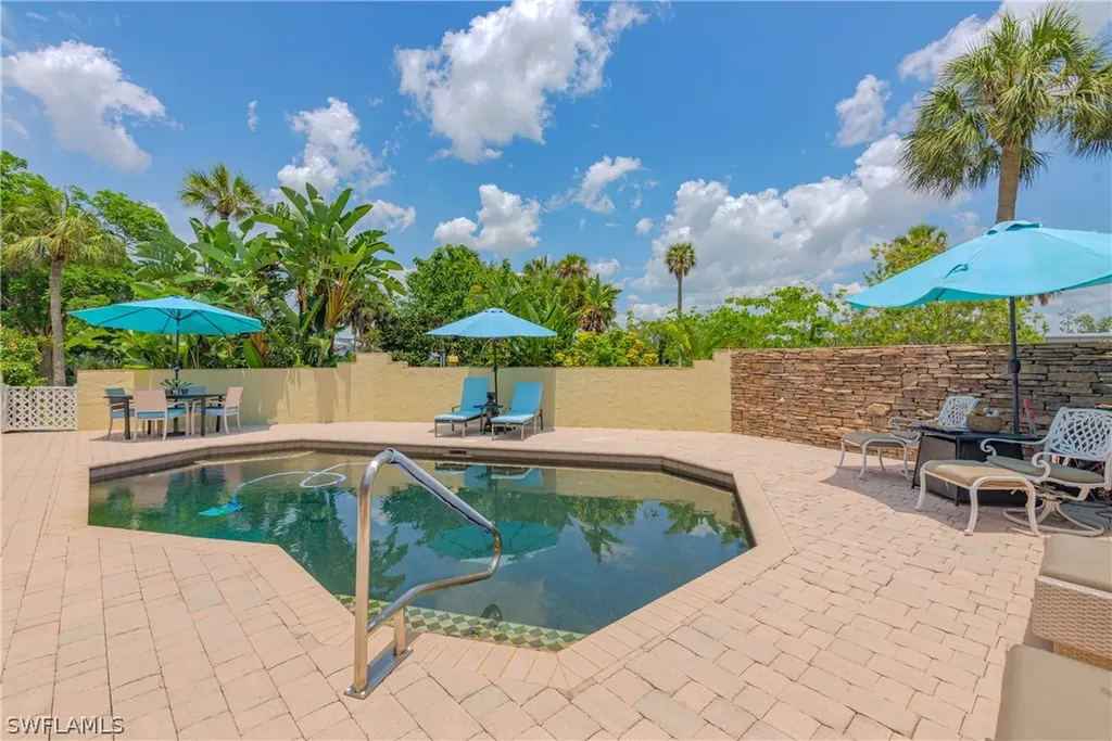7151 Hendry Creek Drive Fort Myers FL 33908