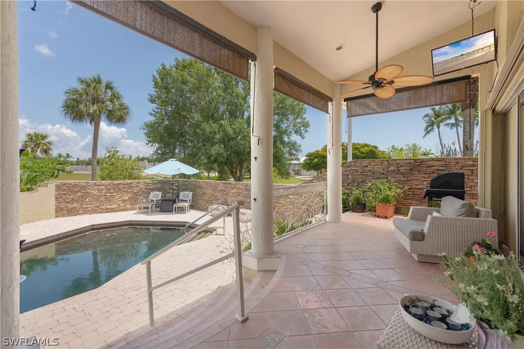 7151 Hendry Creek Drive Fort Myers FL 33908