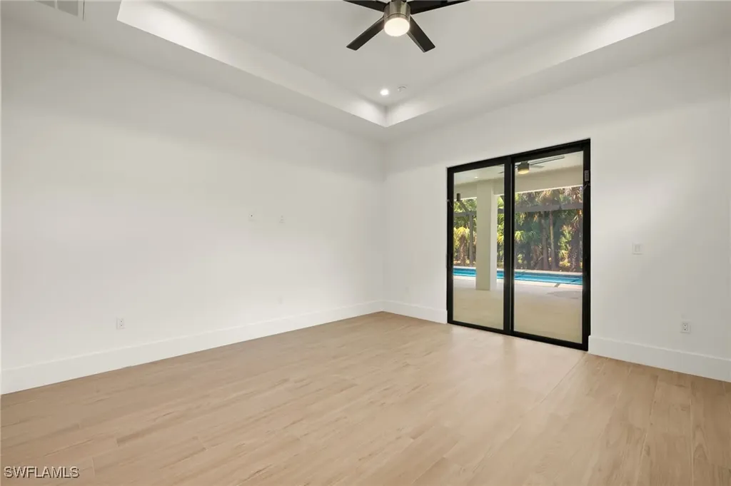 1587 Golden Gate Boulevard W Naples FL 34120