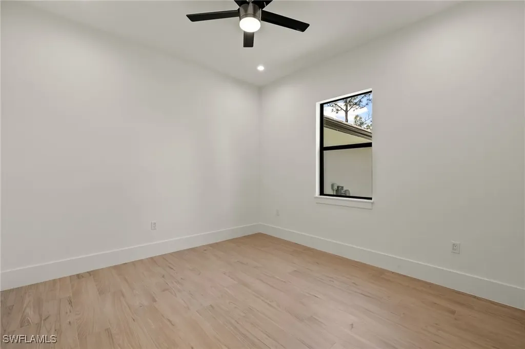 1587 Golden Gate Boulevard W Naples FL 34120