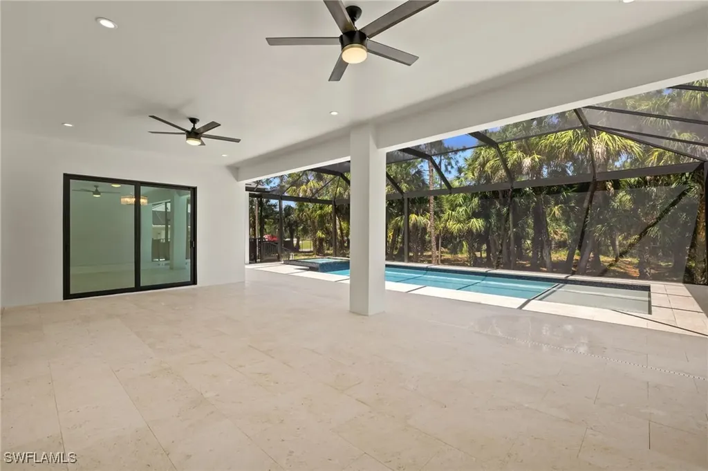 1587 Golden Gate Boulevard W Naples FL 34120