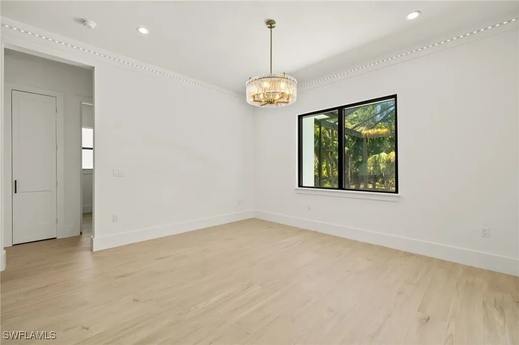 1587 Golden Gate Boulevard W Naples FL 34120