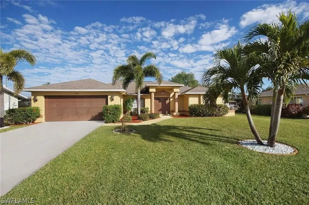1323 SE 37th Street Cape Coral FL 33904