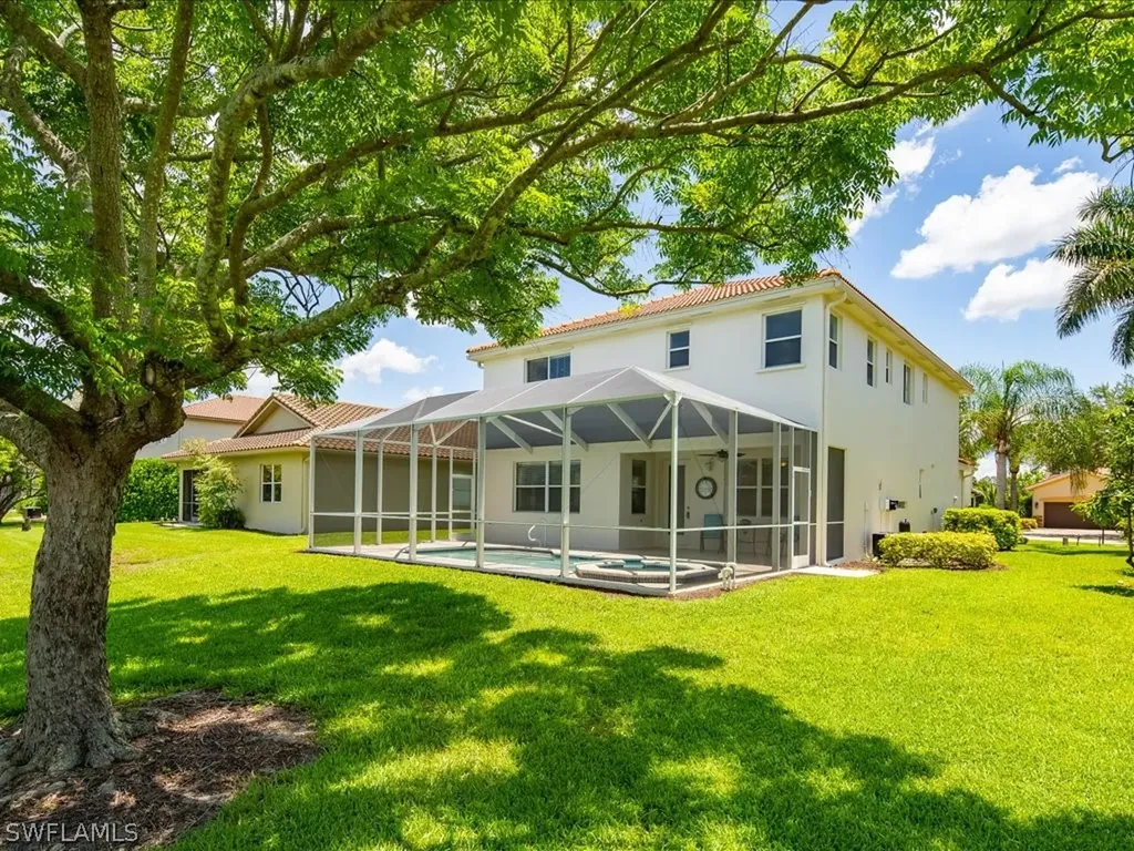 1730 Birdie Drive Naples FL 34120
