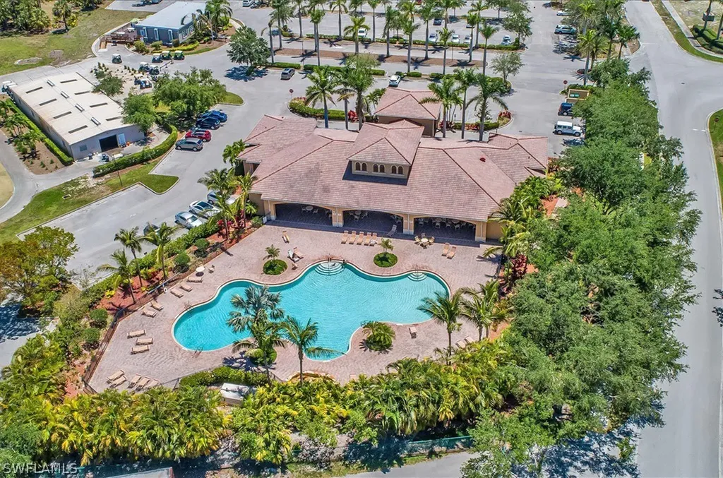 1730 Birdie Drive Naples FL 34120