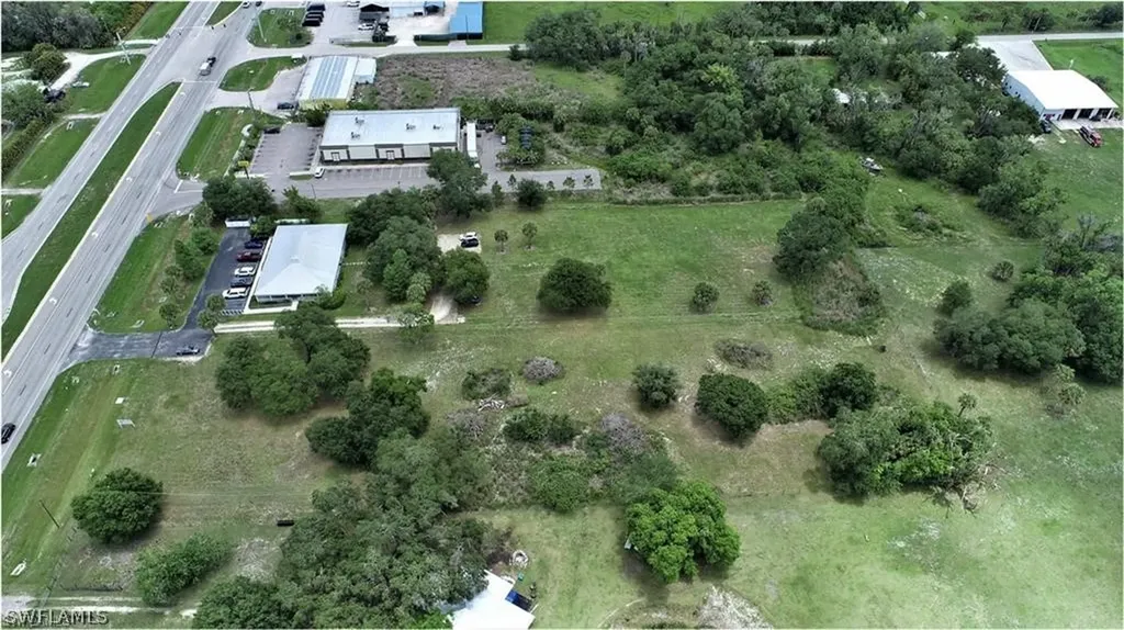 21390 Palm Beach Boulevard Alva FL 33920