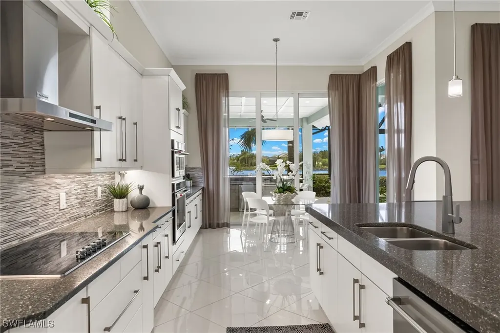 5668 Barbuda Lane Naples FL 34113