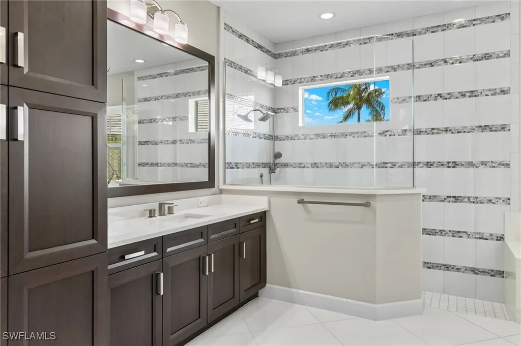 5668 Barbuda Lane Naples FL 34113