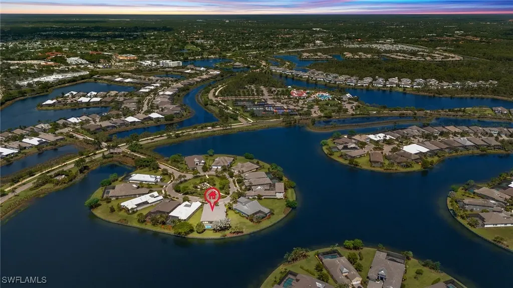 5668 Barbuda Lane Naples FL 34113