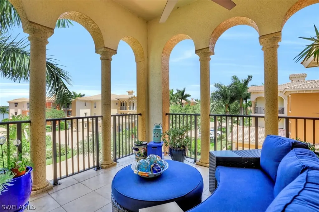 17740 Via Bella Acqua Court Miromar Lakes FL 33913