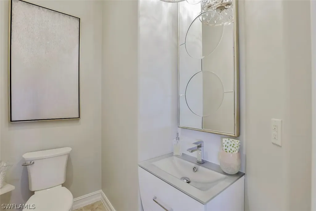 17740 Via Bella Acqua Court Miromar Lakes FL 33913