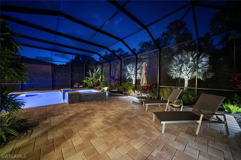 16826 Cabreo Drive Naples FL 34110