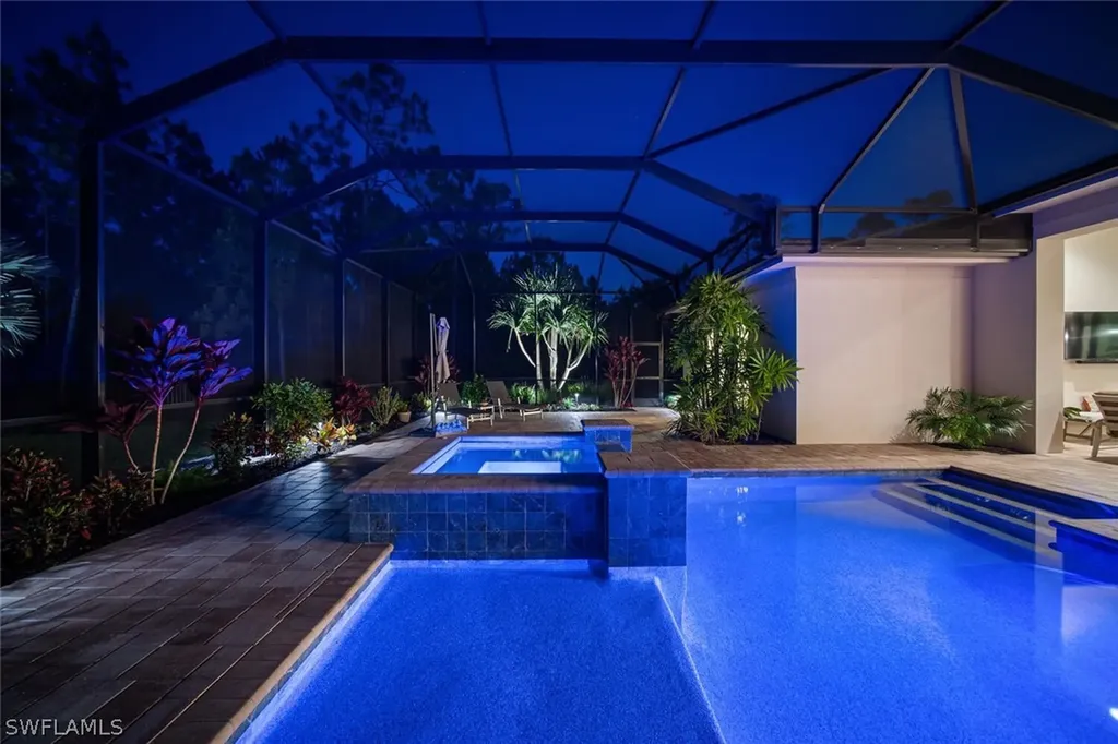 16826 Cabreo Drive Naples FL 34110