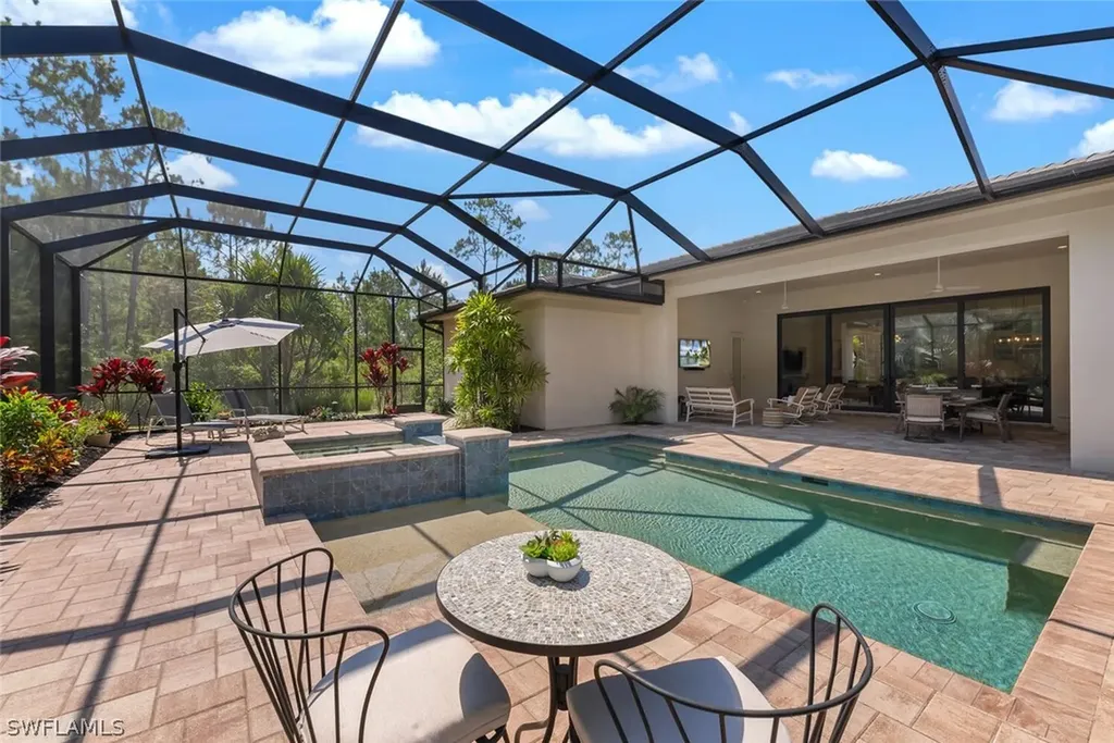 16826 Cabreo Drive Naples FL 34110