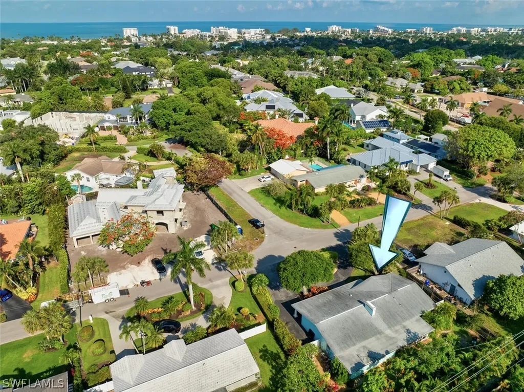 1600 Mandarin Road Naples FL 34102