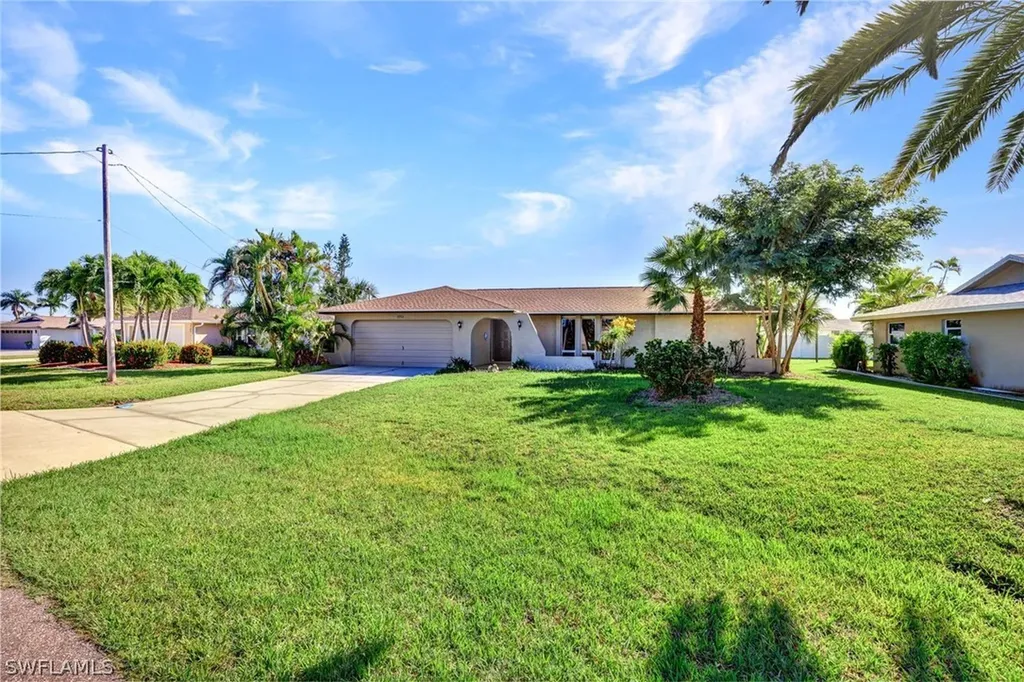 3711 SE 21st Avenue Cape Coral FL 33904