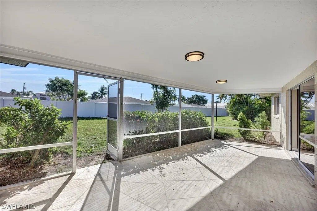 3711 SE 21st Avenue Cape Coral FL 33904