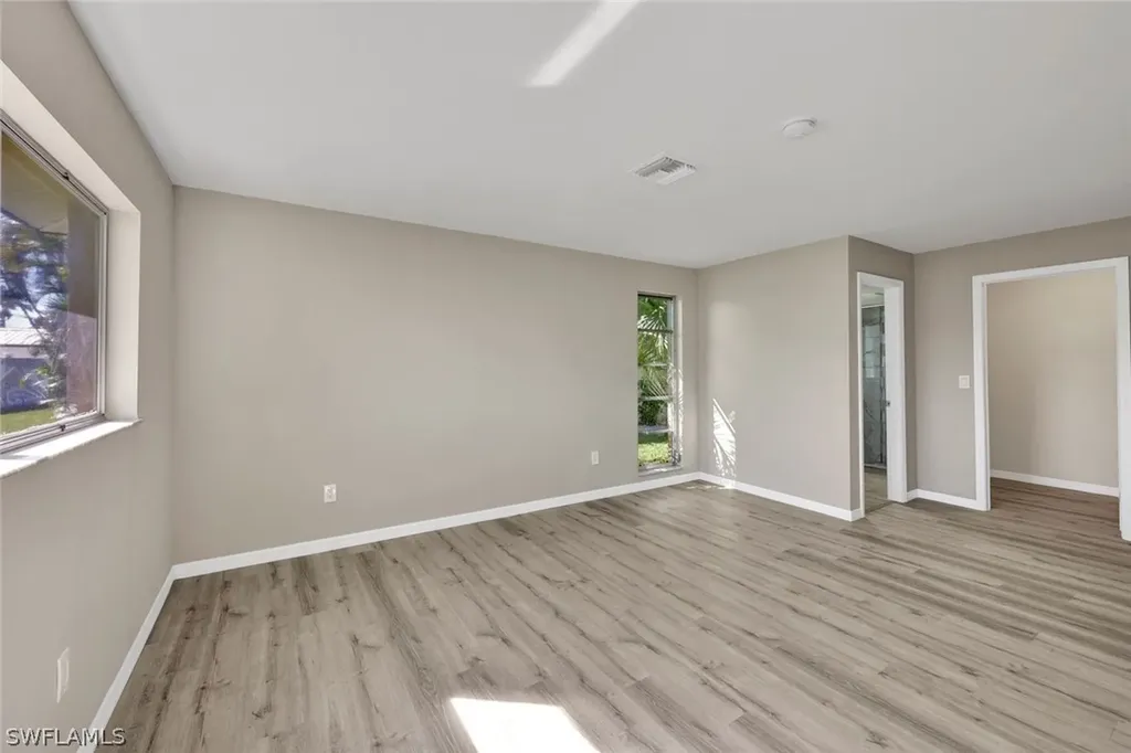 3711 SE 21st Avenue Cape Coral FL 33904