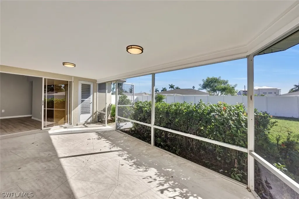 3711 SE 21st Avenue Cape Coral FL 33904