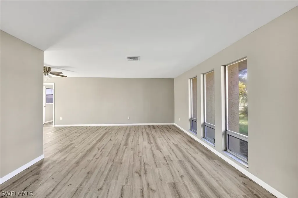 3711 SE 21st Avenue Cape Coral FL 33904