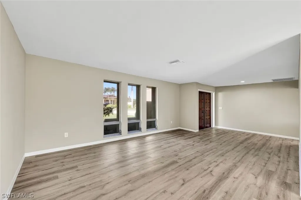 3711 SE 21st Avenue Cape Coral FL 33904