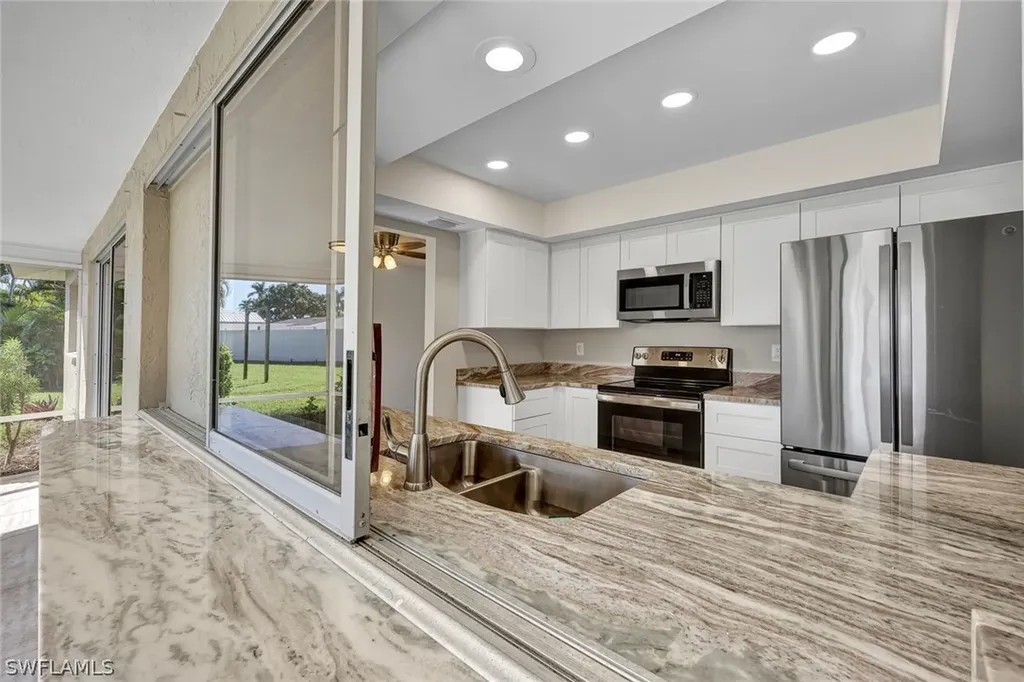 3711 SE 21st Avenue Cape Coral FL 33904