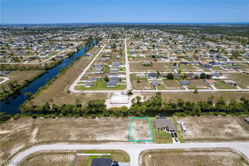 2716 NW 17th Place Cape Coral FL 33993