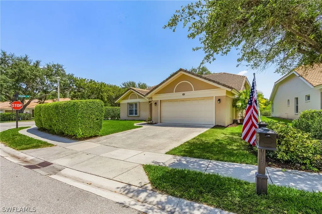 Naples FL, 7596 San Miguel Way