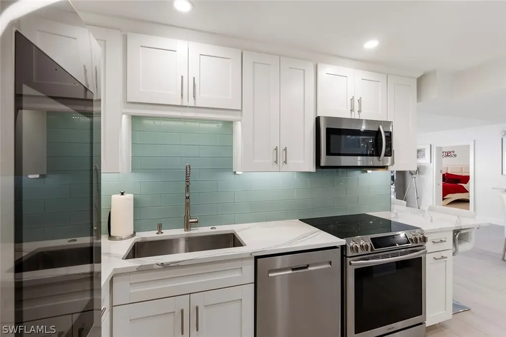 4005 Gulf Shore Boulevard N Naples FL 34103