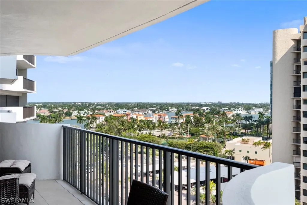 4005 Gulf Shore Boulevard N Naples FL 34103