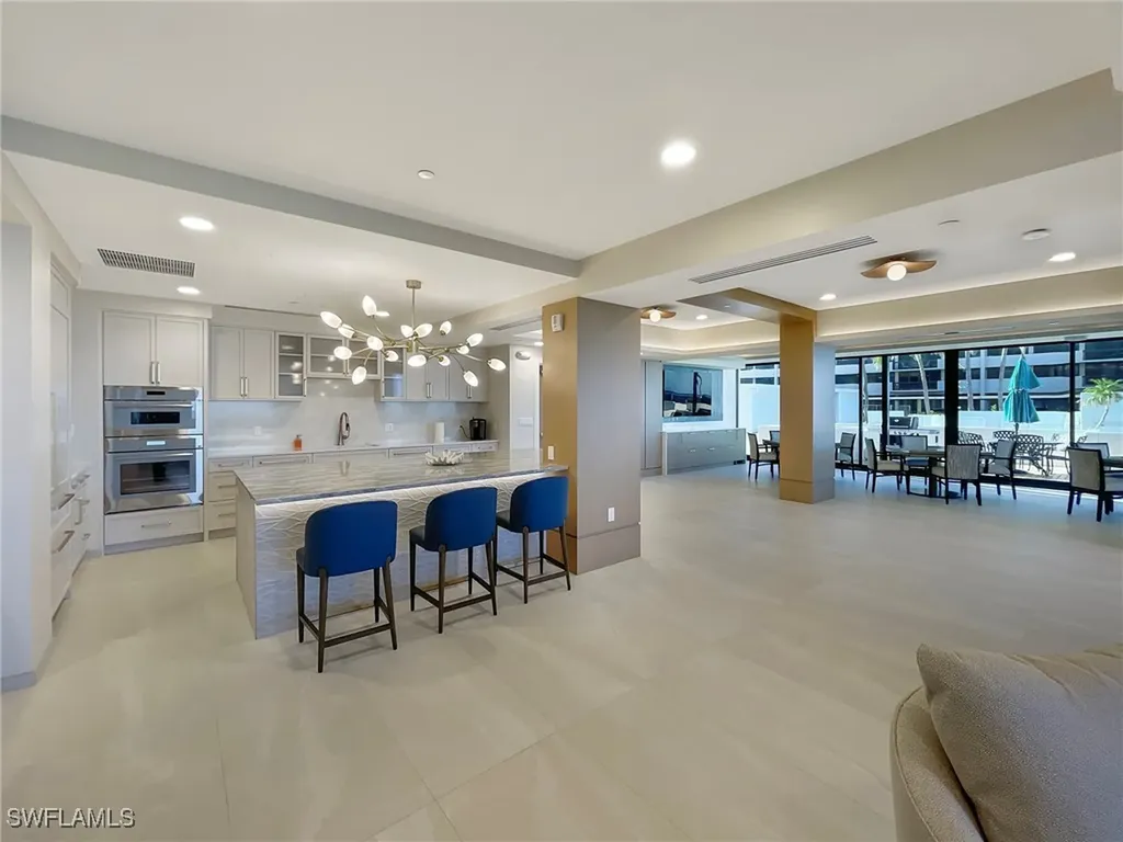 4005 Gulf Shore Boulevard N Naples FL 34103