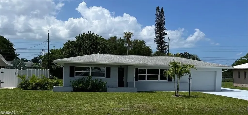434 El Dorado Parkway E Cape Coral FL 33904