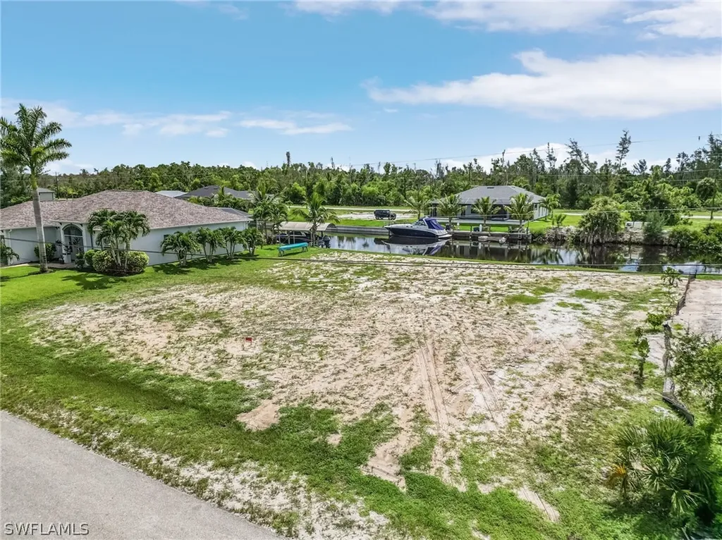 2521 NW 41st Avenue Cape Coral FL 33993