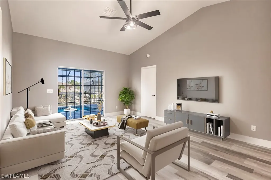 1207 SE 29th Terrace Cape Coral FL 33904