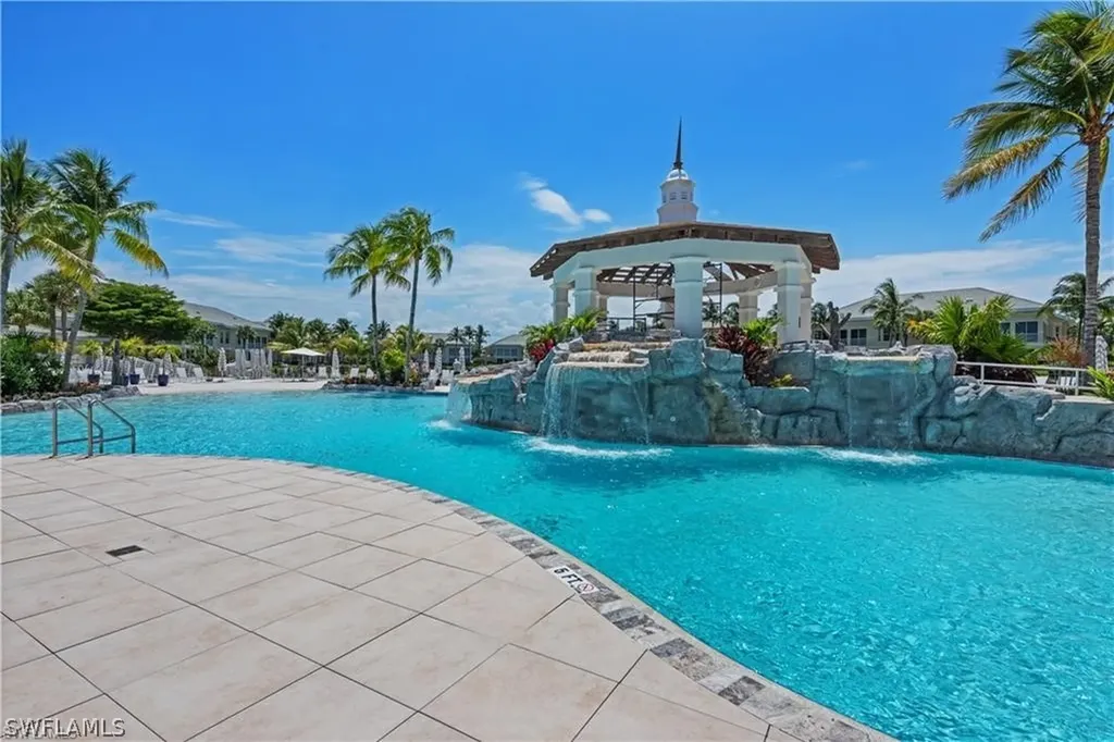 275 Indies Way Naples FL 34110