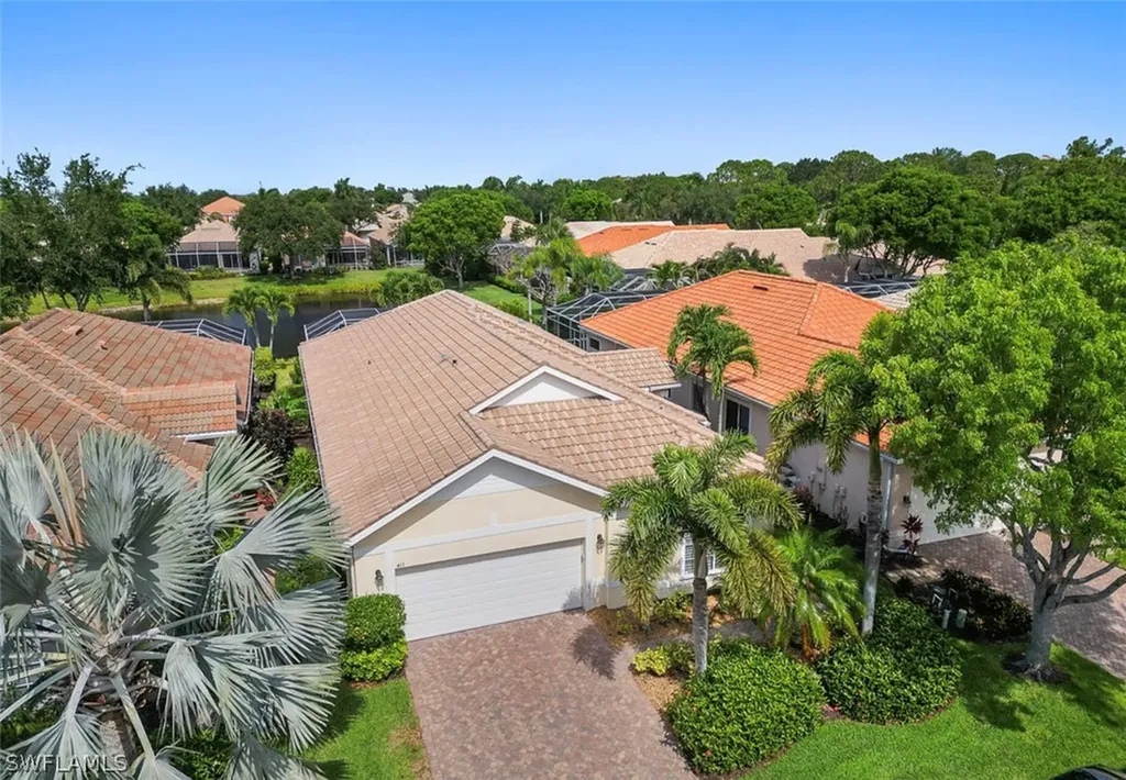413 Chartwell Place Naples FL 34110